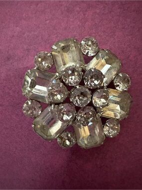 Vintage Weiss Clear Rhinestone Round Cluster Brooch